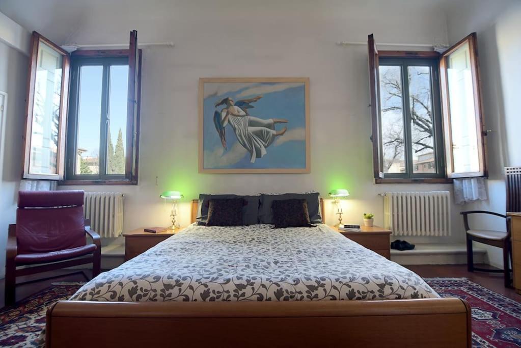 Cozy Apartment With Private Garden - City Center - Флоренція Екстер'єр фото