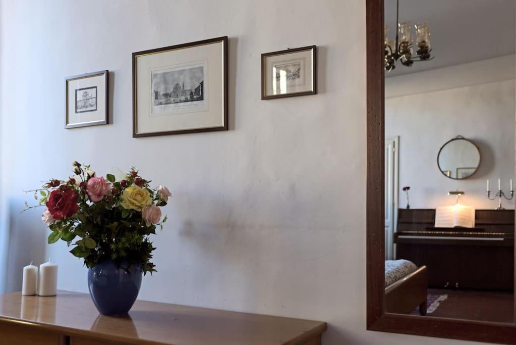 Cozy Apartment With Private Garden - City Center - Флоренція Екстер'єр фото